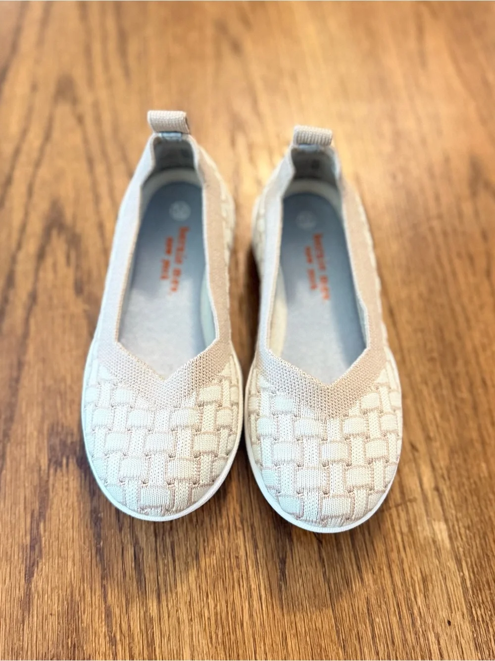 bernie mev. Girls' Woven Slip-On Shoes in Beige size 28/11 NWOT